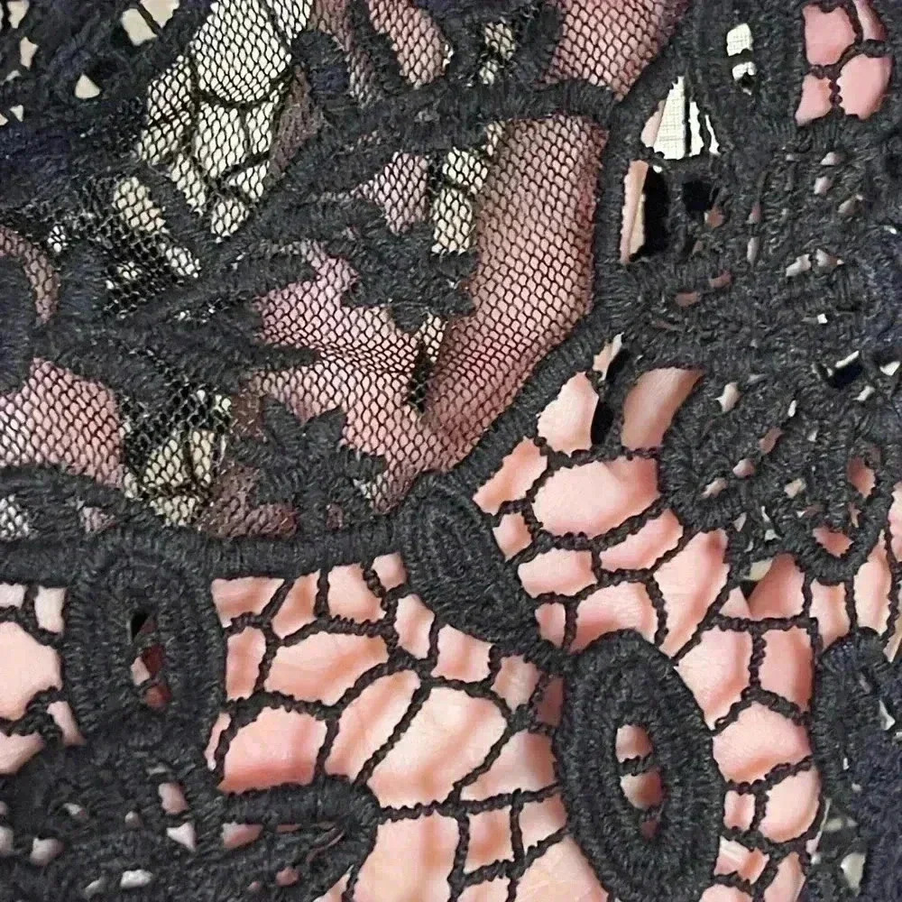 Black crochet vest - Picture 4 of 4